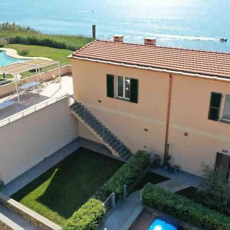 צ'רבו Incanto Sul Mare Con Enorme Terrazza E Piscina מראה חיצוני תמונה