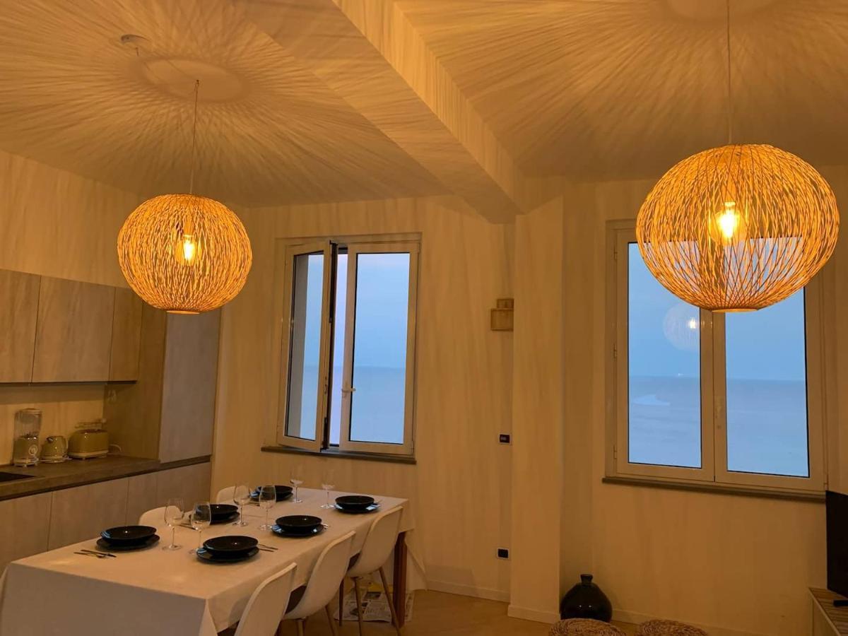 צ'רבו Incanto Sul Mare Con Enorme Terrazza E Piscina מראה חיצוני תמונה