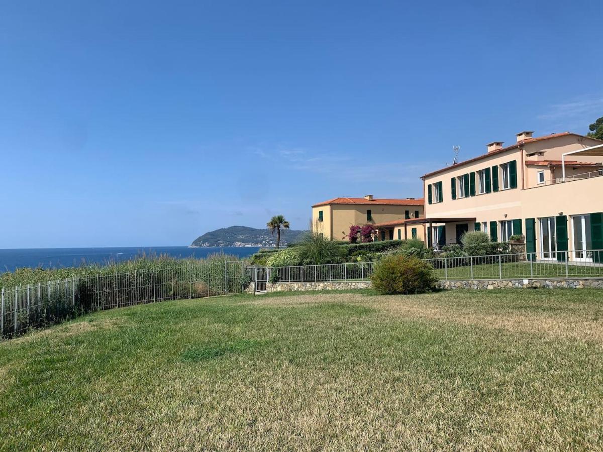 צ'רבו Incanto Sul Mare Con Enorme Terrazza E Piscina מראה חיצוני תמונה
