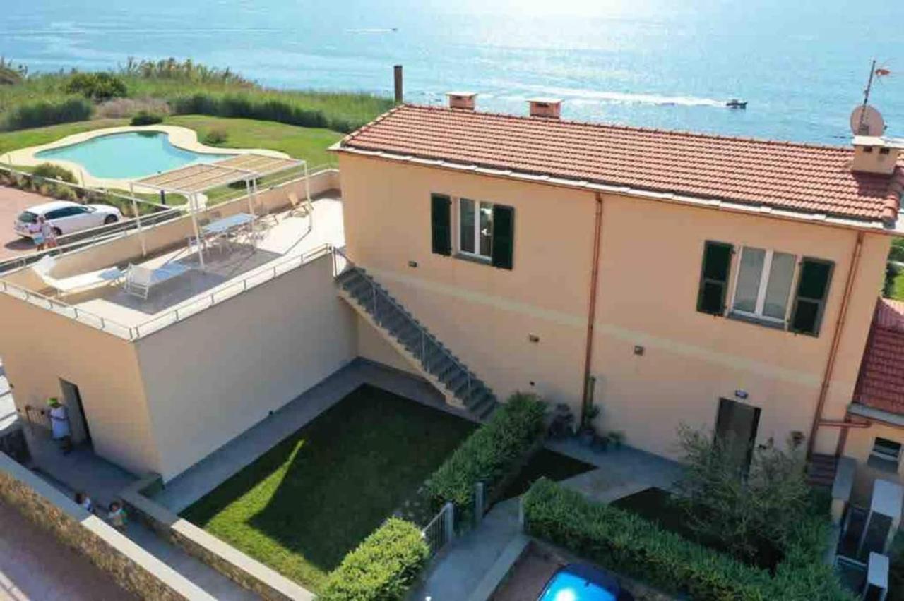 צ'רבו Incanto Sul Mare Con Enorme Terrazza E Piscina מראה חיצוני תמונה