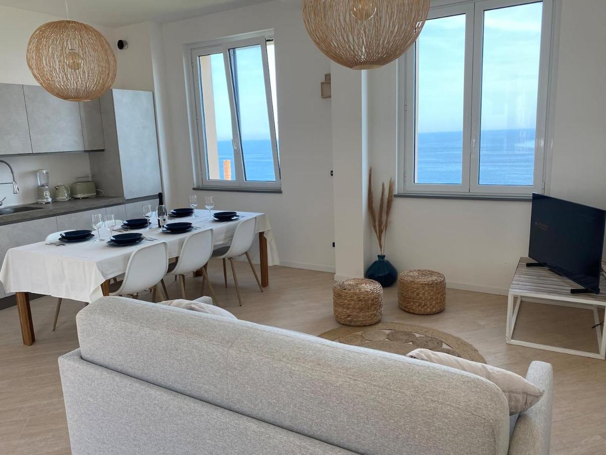 צ'רבו Incanto Sul Mare Con Enorme Terrazza E Piscina מראה חיצוני תמונה
